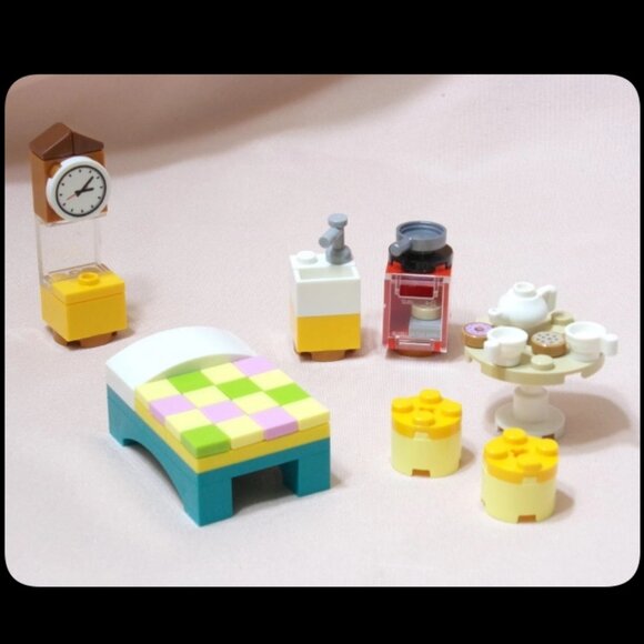 LEGO Animal Crossing Furniture Set -Bed Clock Table Chairs Sink Oven Stove 77049 - Picture 3 of 8